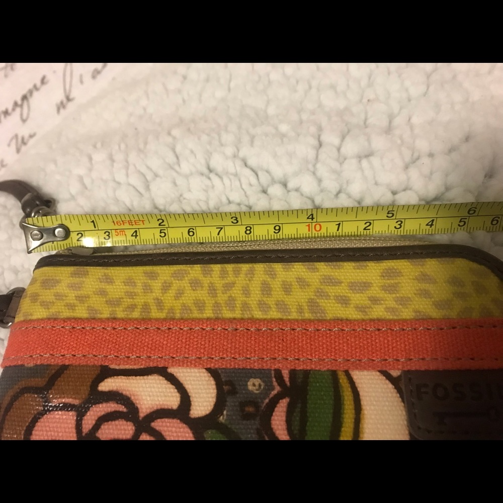 Fossil wristlet - Picture 4 of 5